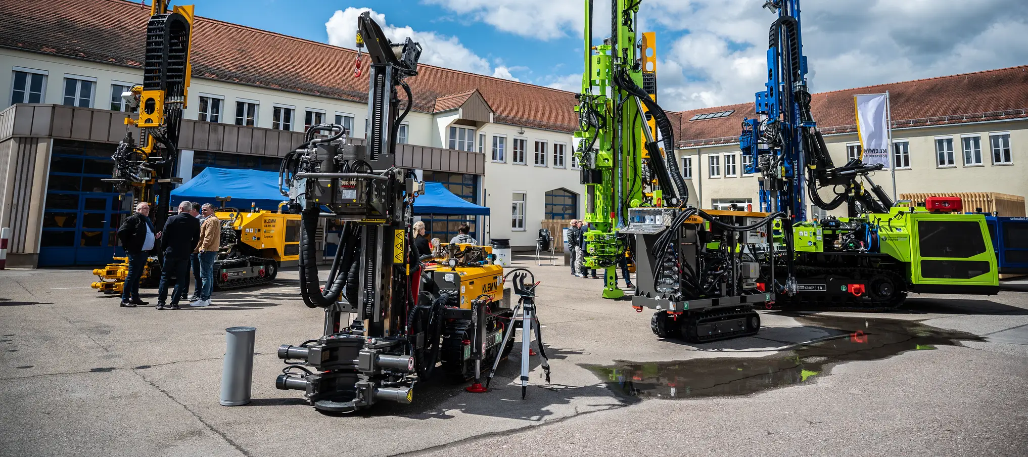 Anchor drilling rigs